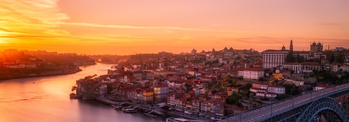 22 Places to Experience in Porto